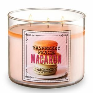 Bath & Body Works Raspberry Peach Macaroon Candle